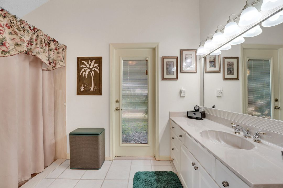 For Sale: $899,900 (3 beds, 2 baths, 2999 Square Feet)