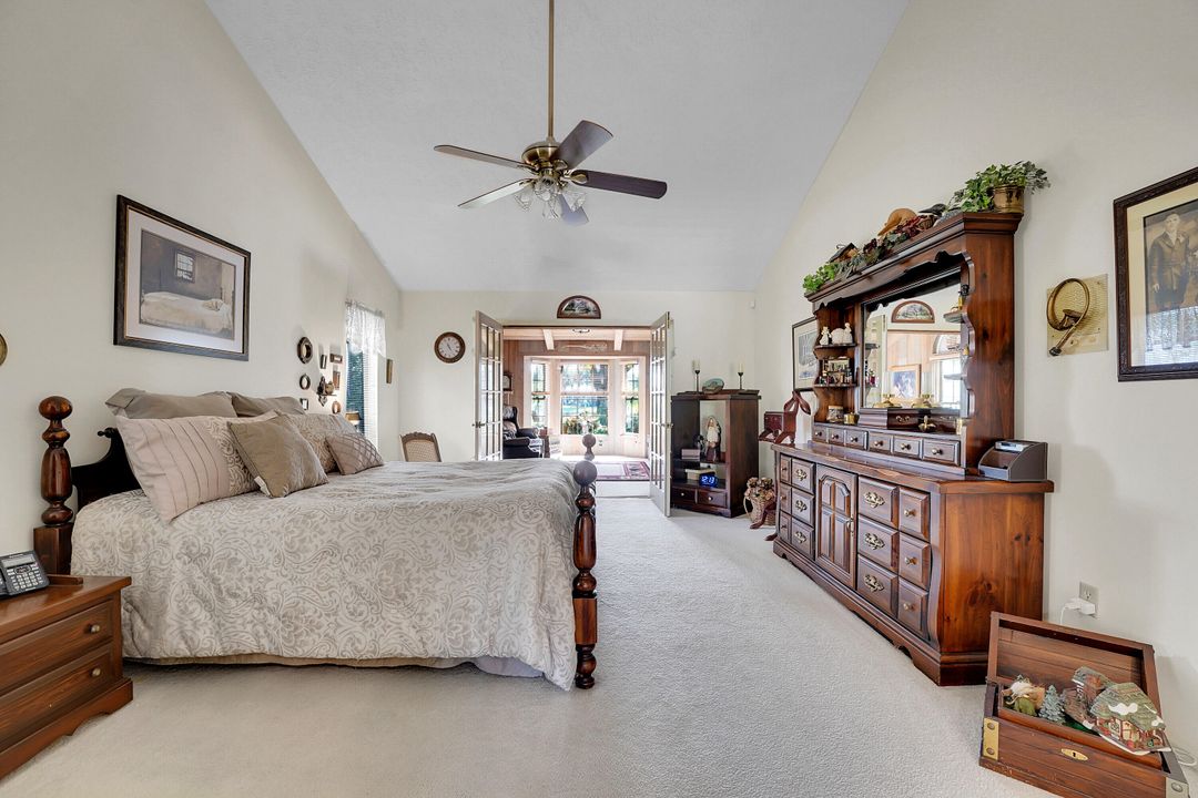 For Sale: $899,900 (3 beds, 2 baths, 2999 Square Feet)