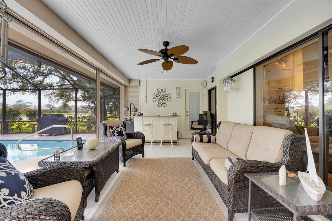 For Sale: $899,900 (3 beds, 2 baths, 2999 Square Feet)