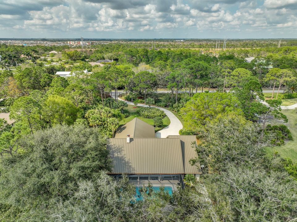 For Sale: $899,900 (3 beds, 2 baths, 2999 Square Feet)