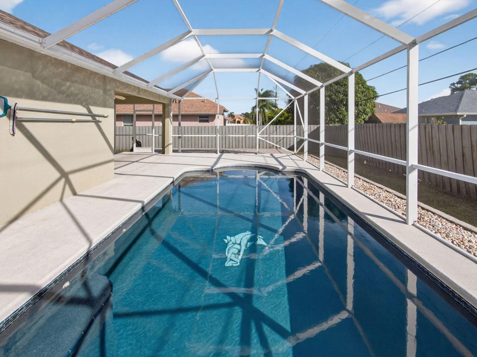 En Venta: $490,000 (4 camas, 2 baños, 2182 Pies cuadrados)