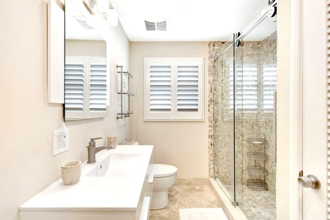 For Sale: $1,129,000 (2 beds, 2 baths, 1550 Square Feet)