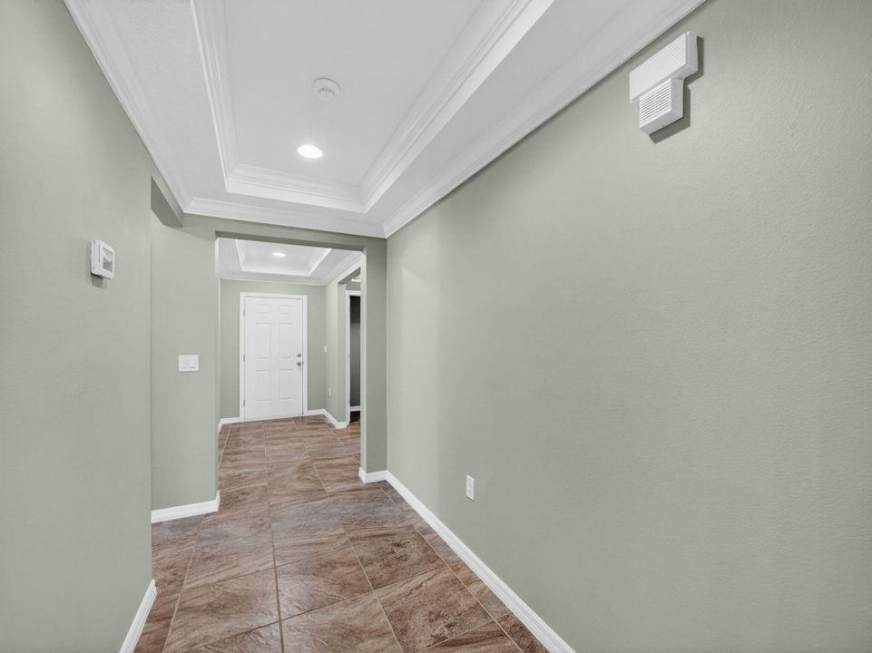 En Venta: $490,000 (4 camas, 2 baños, 2182 Pies cuadrados)