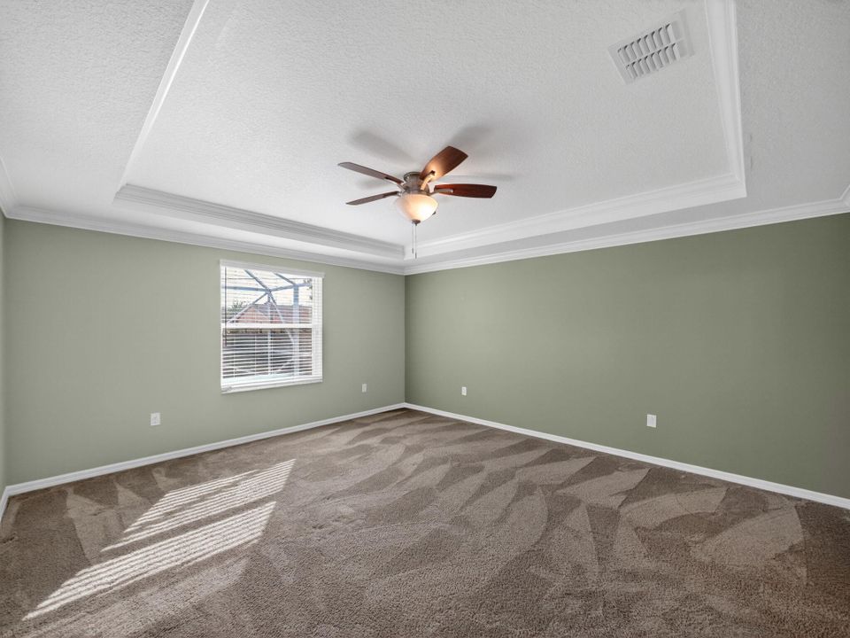 En Venta: $490,000 (4 camas, 2 baños, 2182 Pies cuadrados)