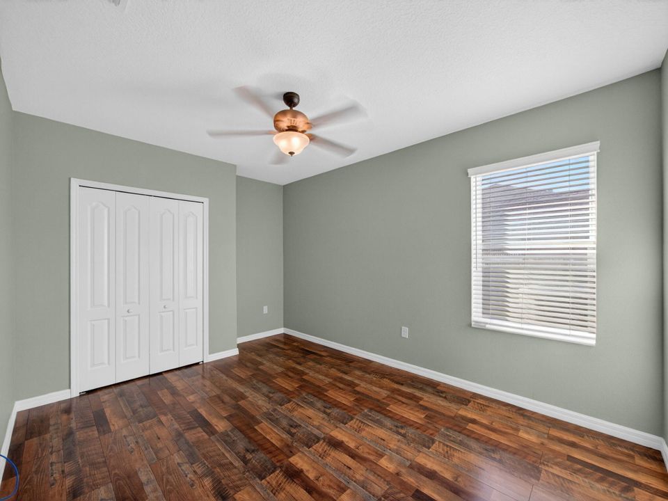 En Venta: $490,000 (4 camas, 2 baños, 2182 Pies cuadrados)