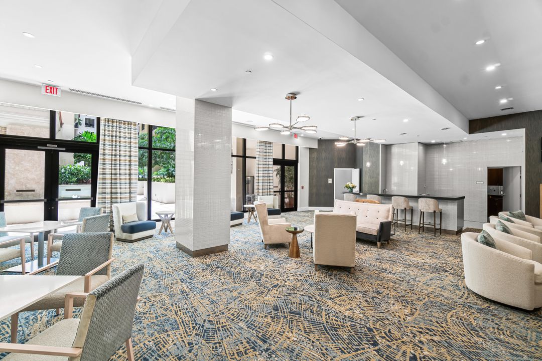 For Sale: $1,585,000 (2 beds, 2 baths, 1461 Square Feet)