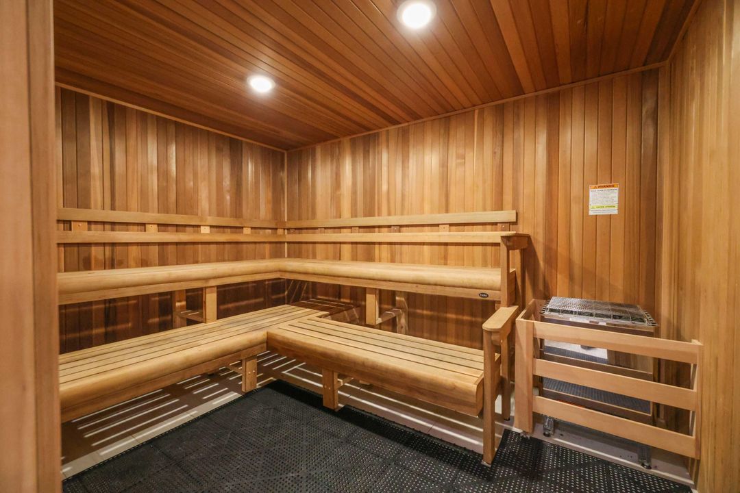 待售: $1,749,000 (2 贝兹, 2 浴室, 1671 平方英尺)