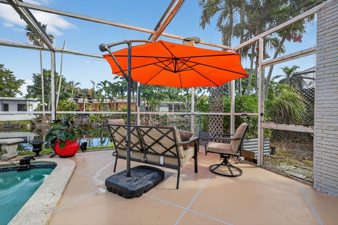 For Sale: $500,000 (3 beds, 2 baths, 1704 Square Feet)