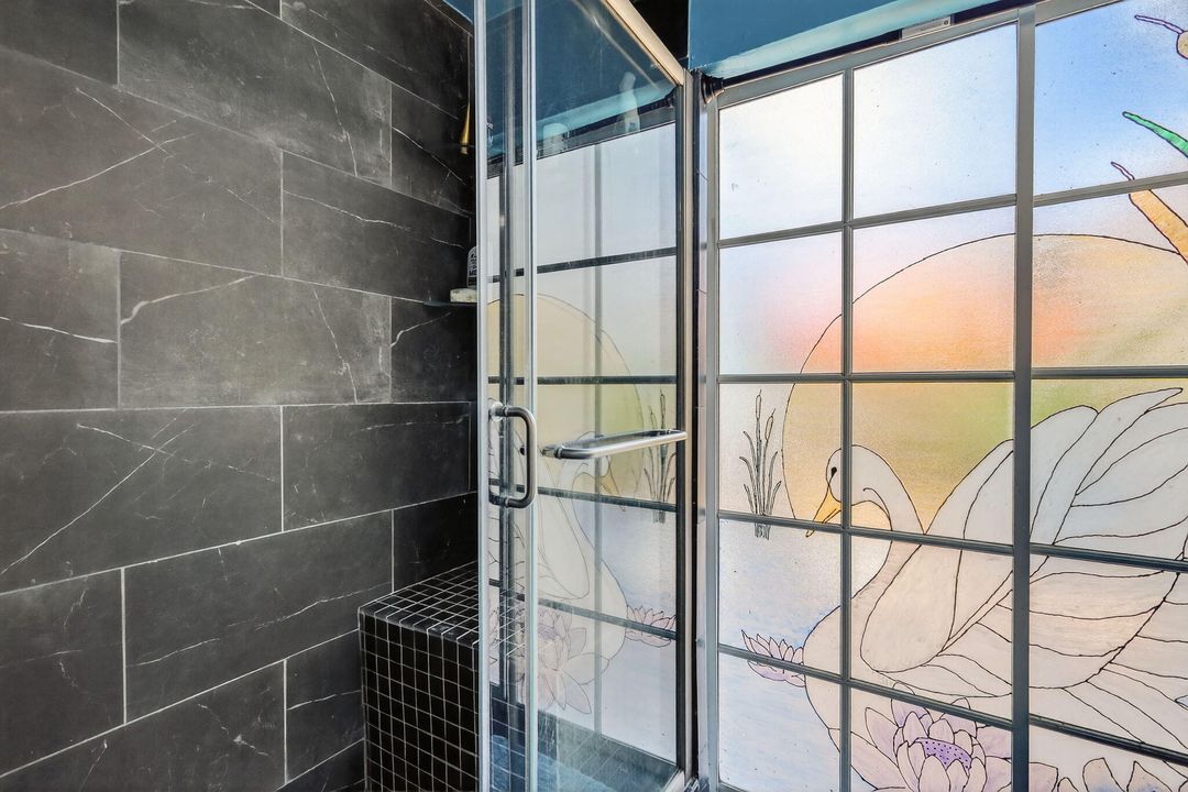 For Sale: $500,000 (3 beds, 2 baths, 1704 Square Feet)