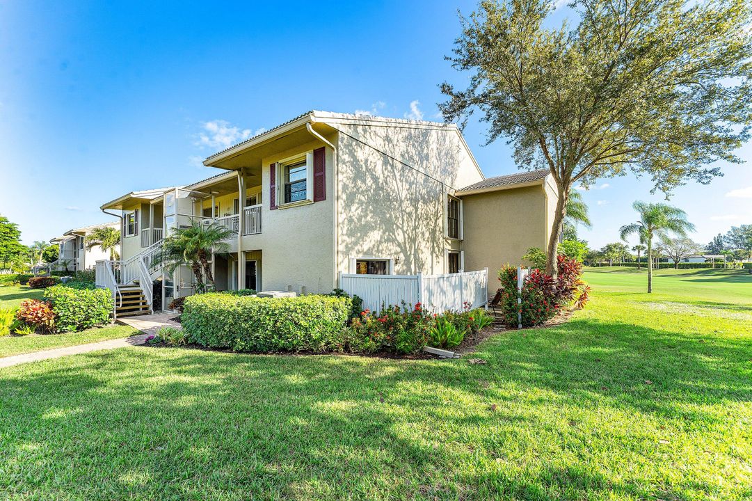 For Sale: $318,900 (3 beds, 2 baths, 1809 Square Feet)