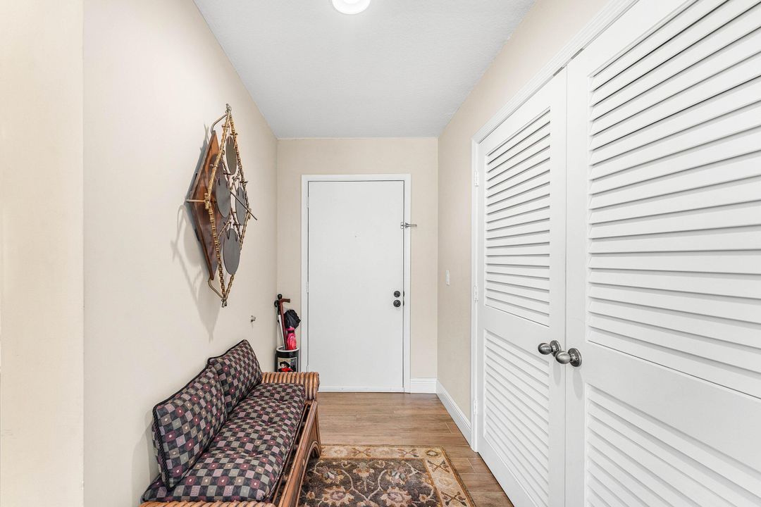 For Sale: $318,900 (3 beds, 2 baths, 1809 Square Feet)