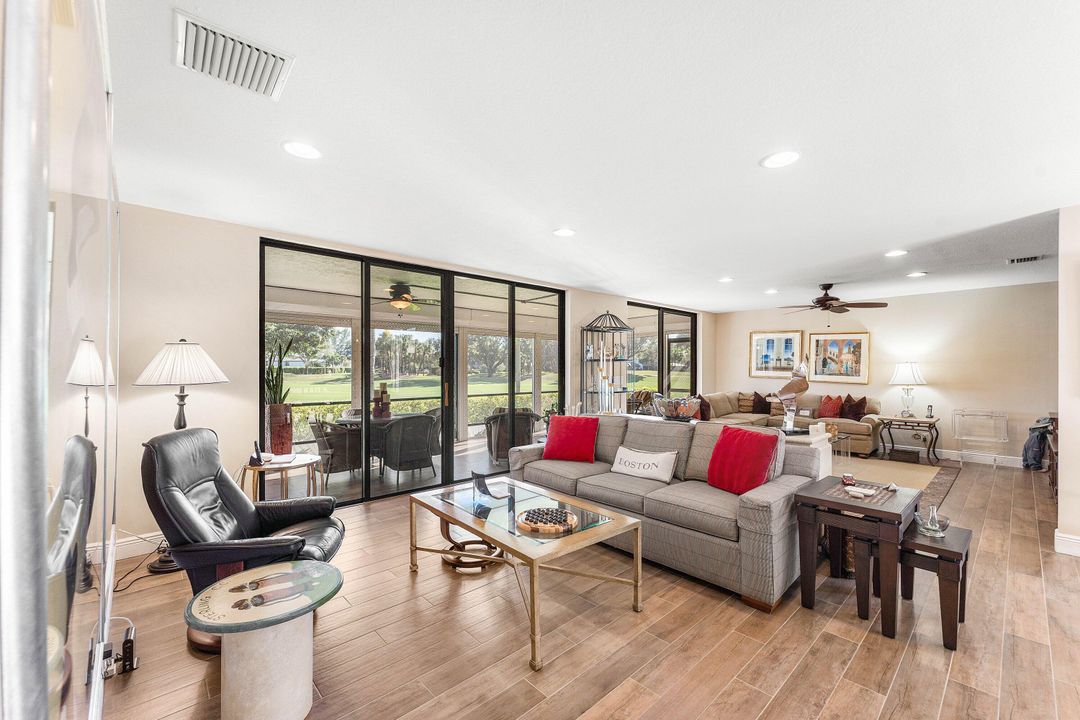 For Sale: $318,900 (3 beds, 2 baths, 1809 Square Feet)