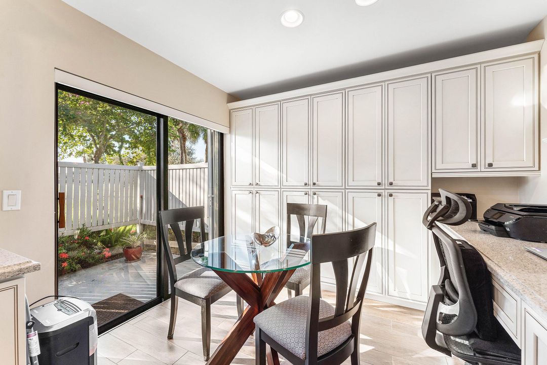 For Sale: $318,900 (3 beds, 2 baths, 1809 Square Feet)