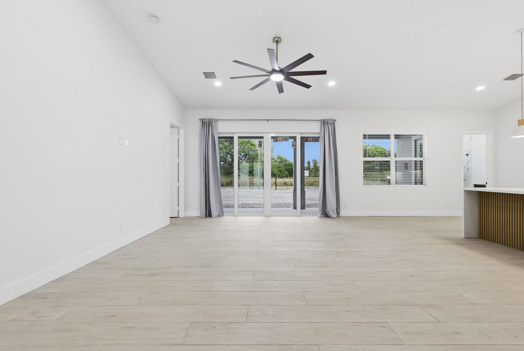 Active With Contract: $875,000 (4 beds, 3 baths, 2228 Square Feet)