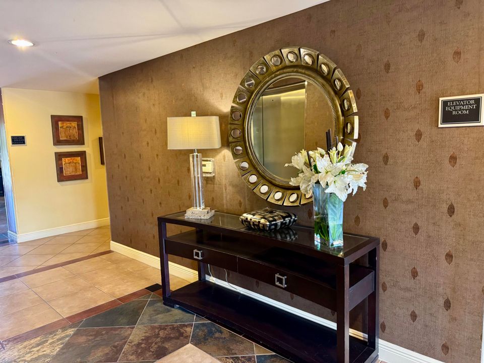 For Rent: $2,800 (2 beds, 2 baths, 1064 Square Feet)