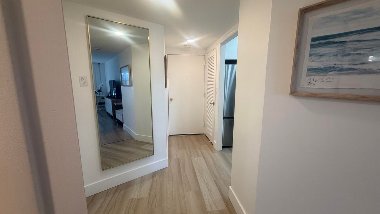 出租: $2,200 (0 贝兹, 1 浴室, 450 平方英尺)