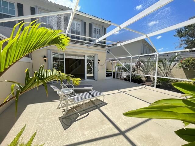 For Rent: $3,400 (3 beds, 2 baths, 1570 Square Feet)