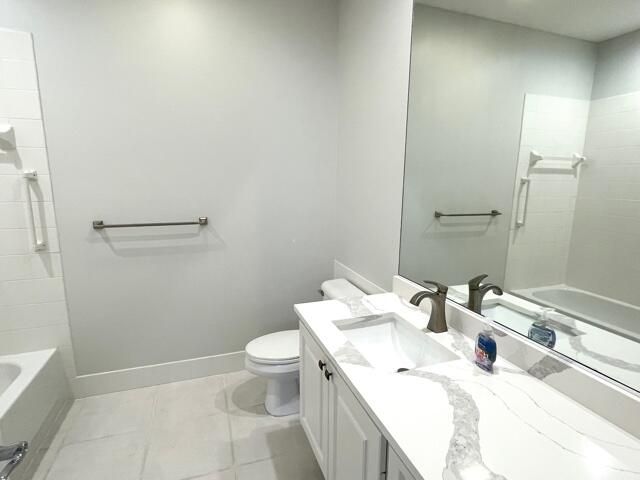 For Rent: $3,400 (3 beds, 2 baths, 1570 Square Feet)