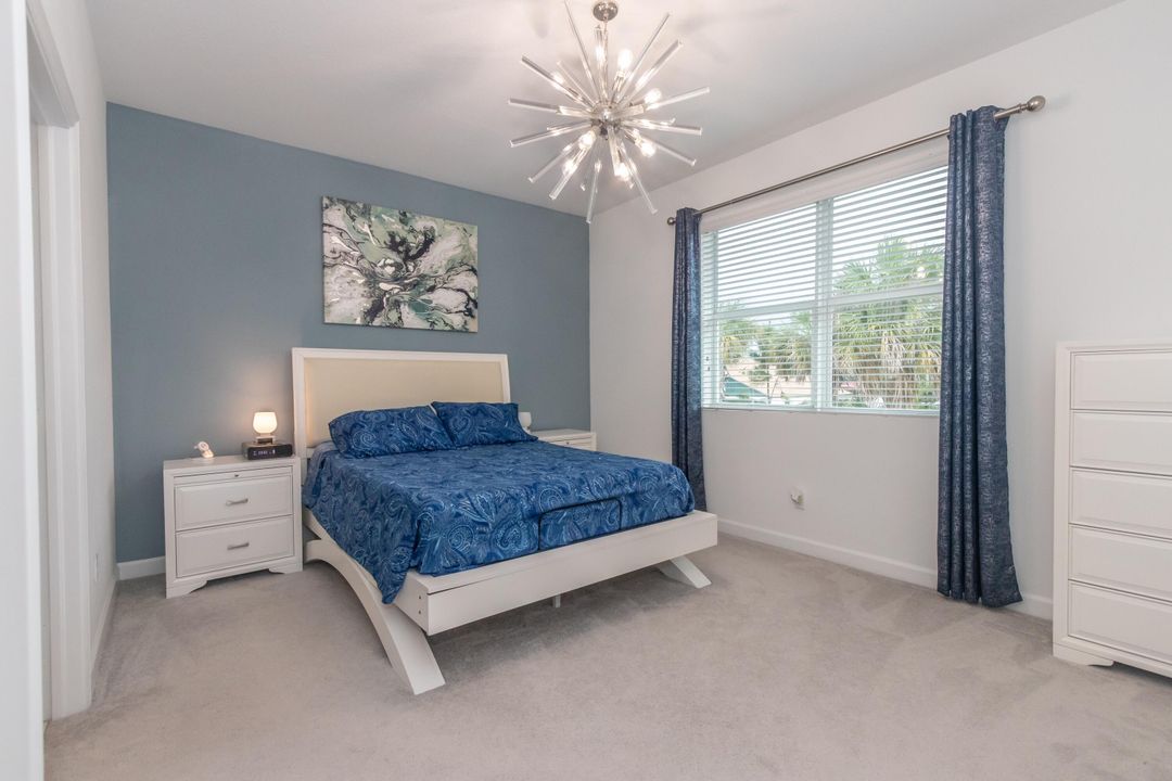 For Sale: $499,900 (3 beds, 2 baths, 1796 Square Feet)