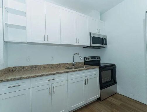 В аренду: $1,500 (1 спален, 1 ванн, 900 Квадратных фут)