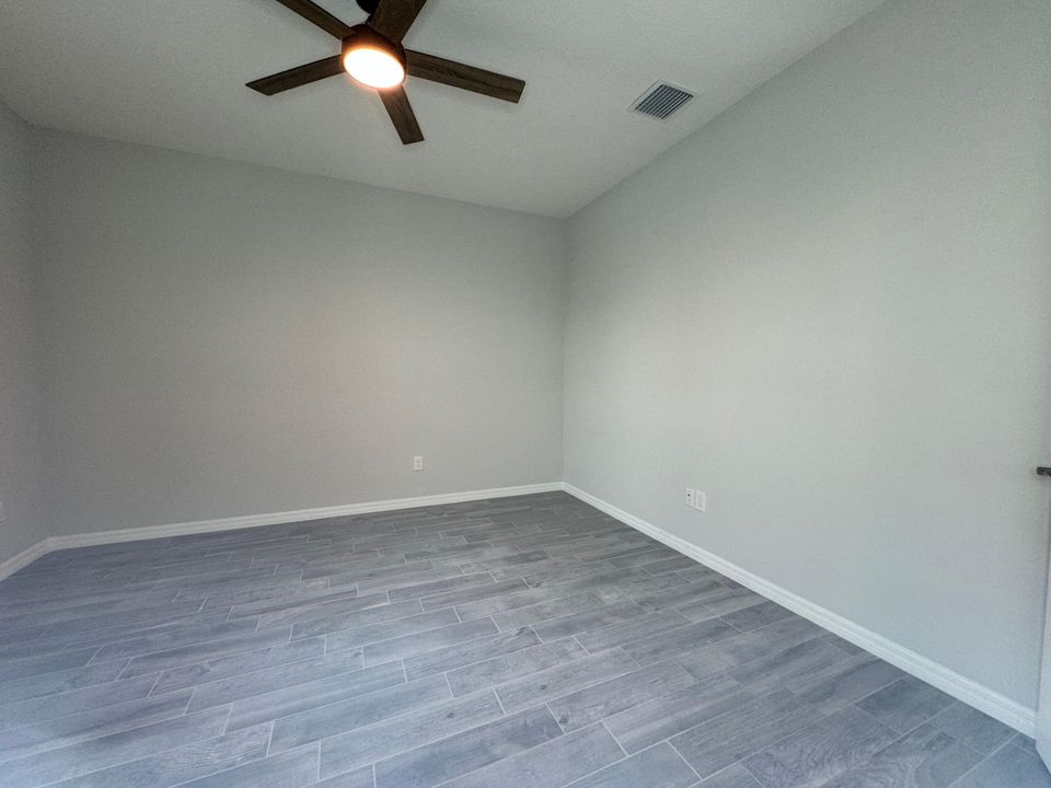 For Rent: $3,500 (4 beds, 2 baths, 2861 Square Feet)