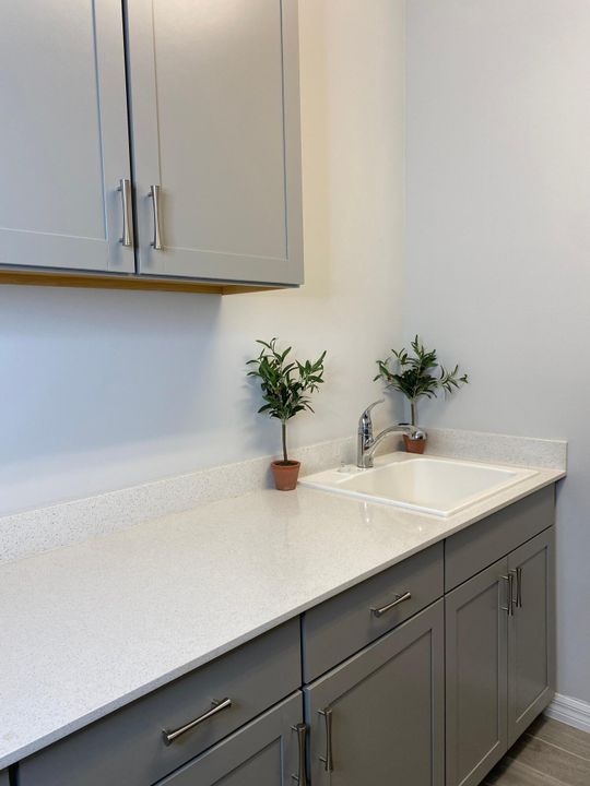 For Rent: $3,500 (4 beds, 2 baths, 2861 Square Feet)