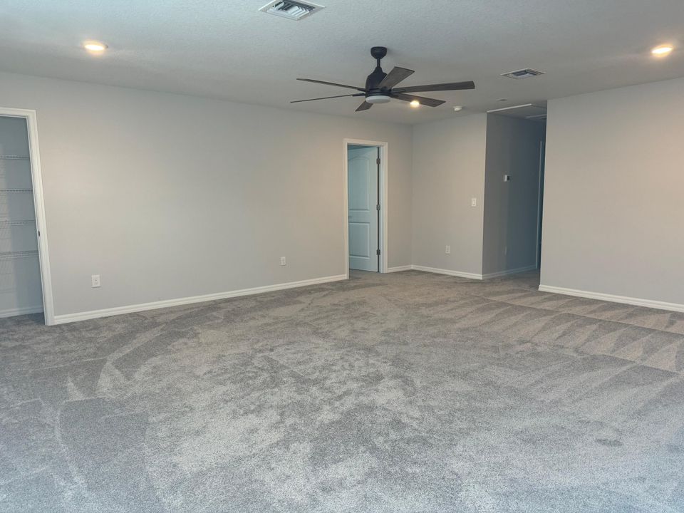 For Rent: $3,500 (4 beds, 2 baths, 2861 Square Feet)