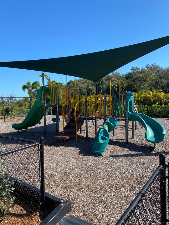 For Rent: $3,500 (4 beds, 2 baths, 2861 Square Feet)