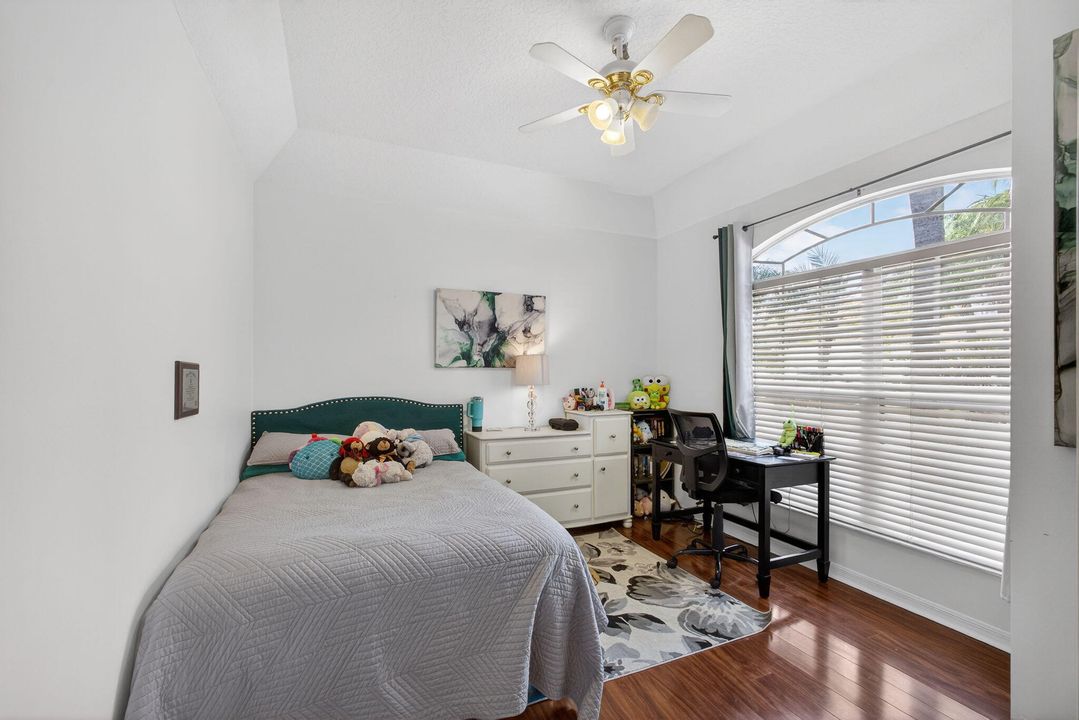 En Venta: $449,900 (3 camas, 2 baños, 1580 Pies cuadrados)