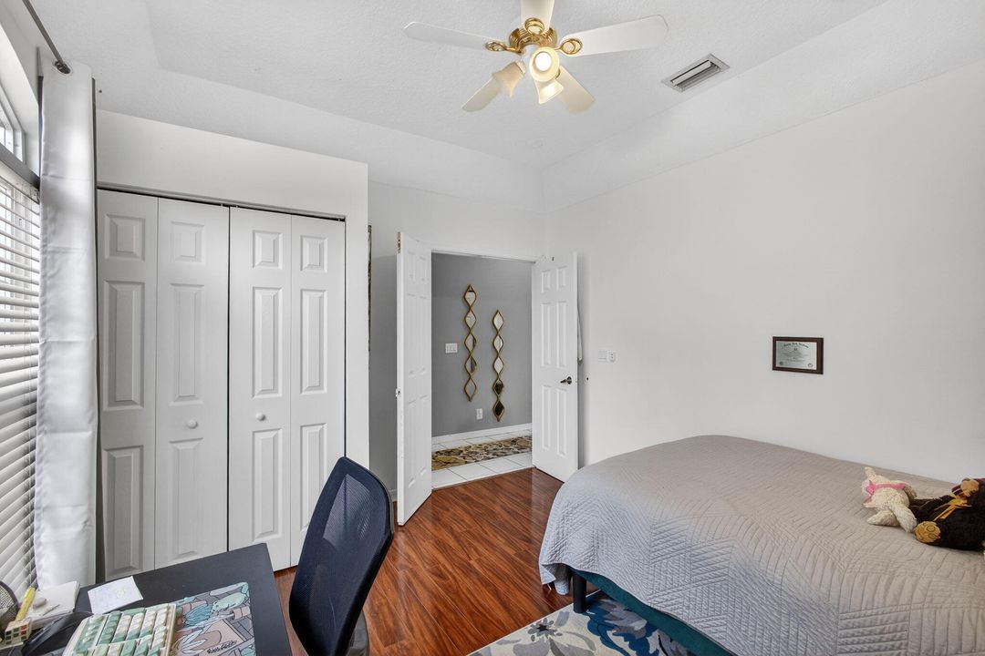 En Venta: $449,900 (3 camas, 2 baños, 1580 Pies cuadrados)