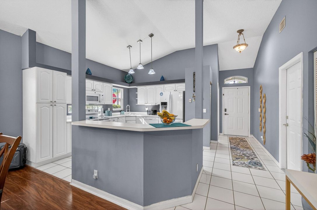 En Venta: $449,900 (3 camas, 2 baños, 1580 Pies cuadrados)