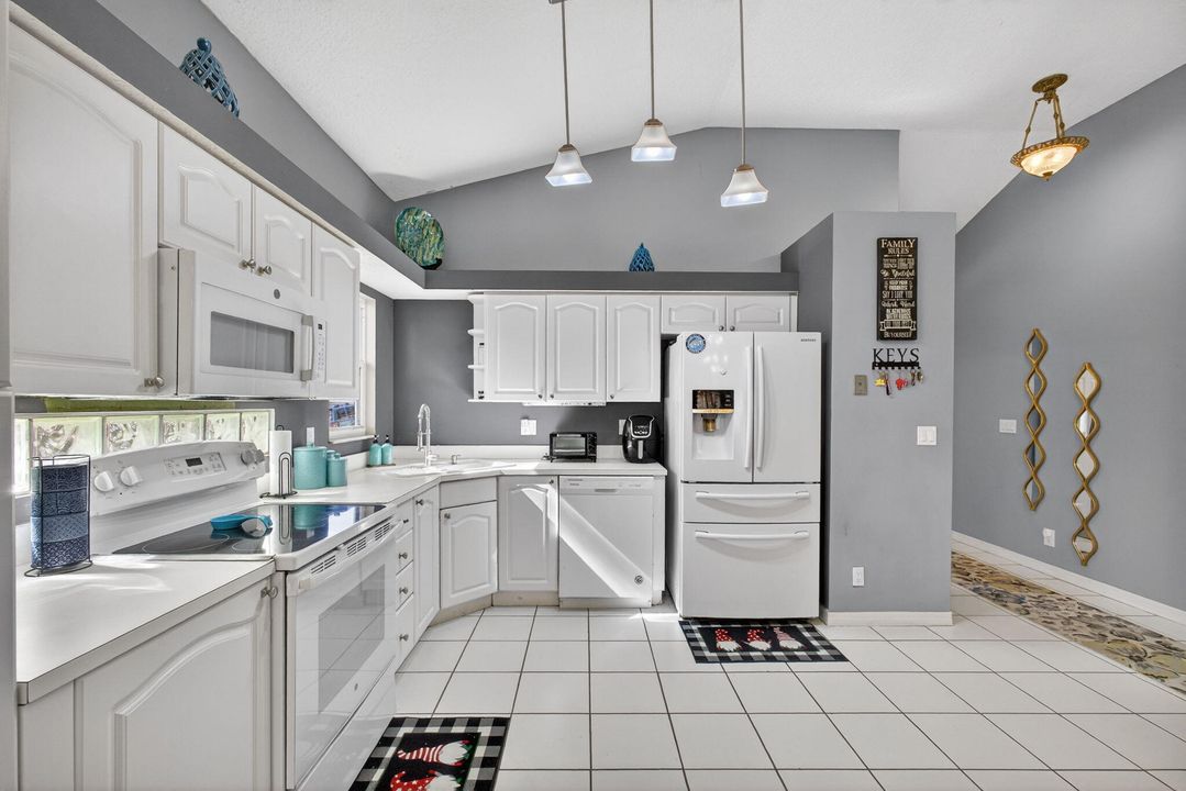 En Venta: $449,900 (3 camas, 2 baños, 1580 Pies cuadrados)