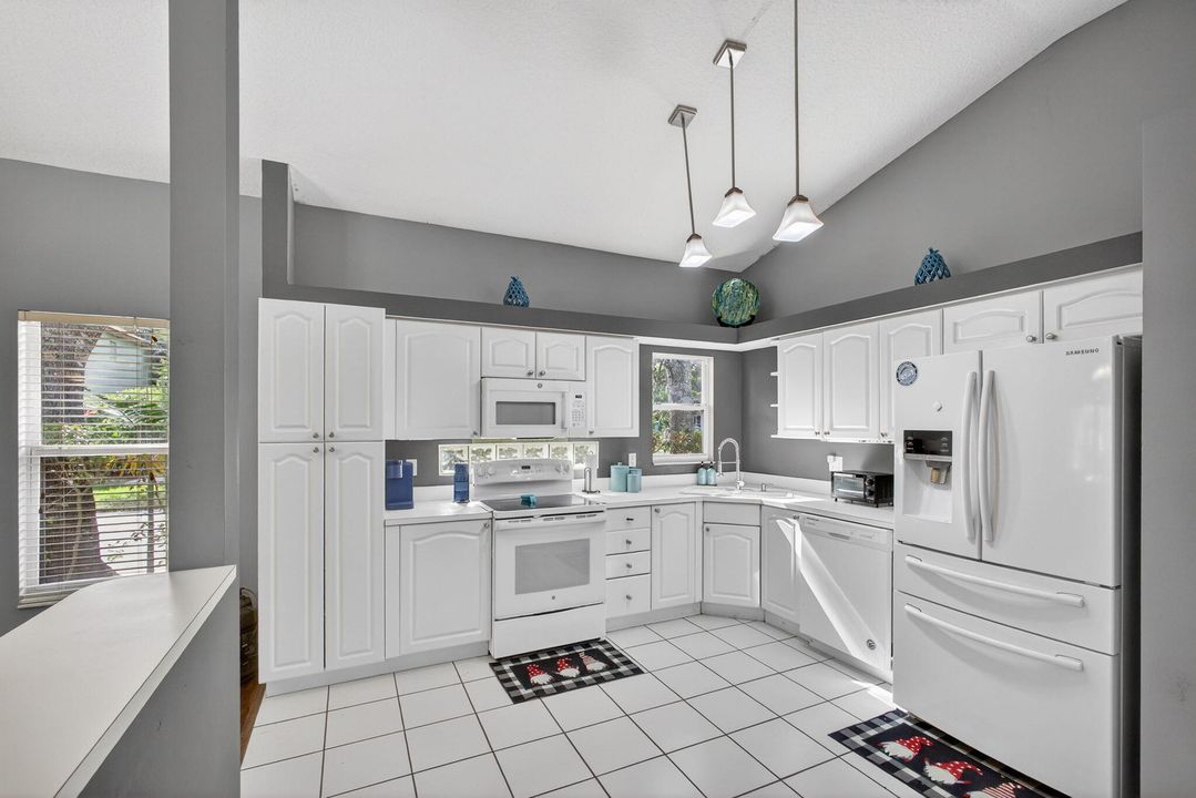 En Venta: $449,900 (3 camas, 2 baños, 1580 Pies cuadrados)