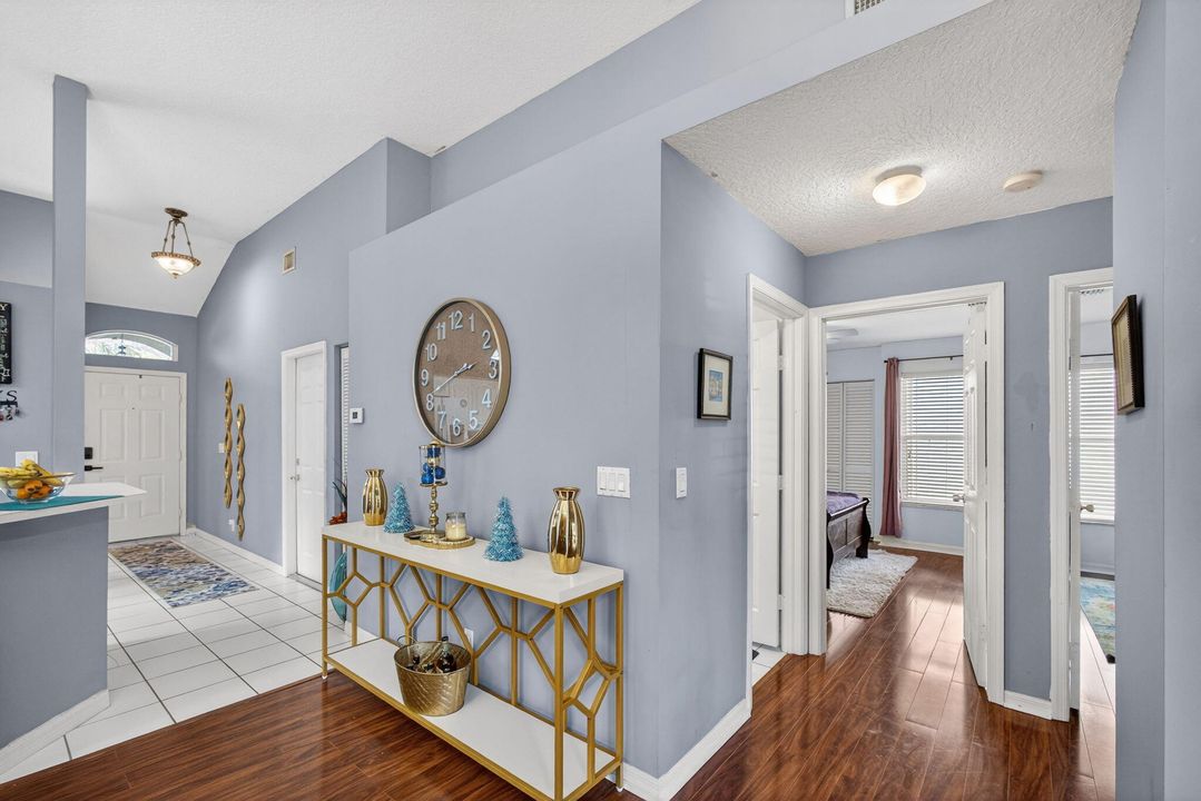 En Venta: $449,900 (3 camas, 2 baños, 1580 Pies cuadrados)