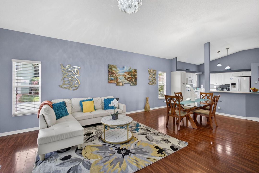 En Venta: $449,900 (3 camas, 2 baños, 1580 Pies cuadrados)