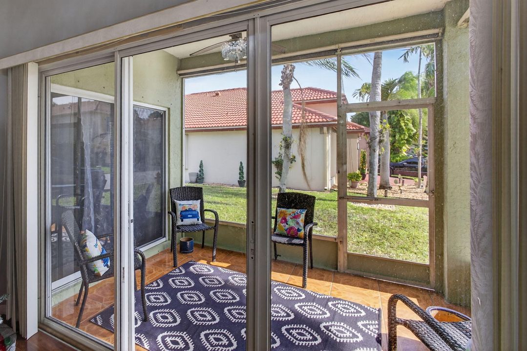 En Venta: $449,900 (3 camas, 2 baños, 1580 Pies cuadrados)