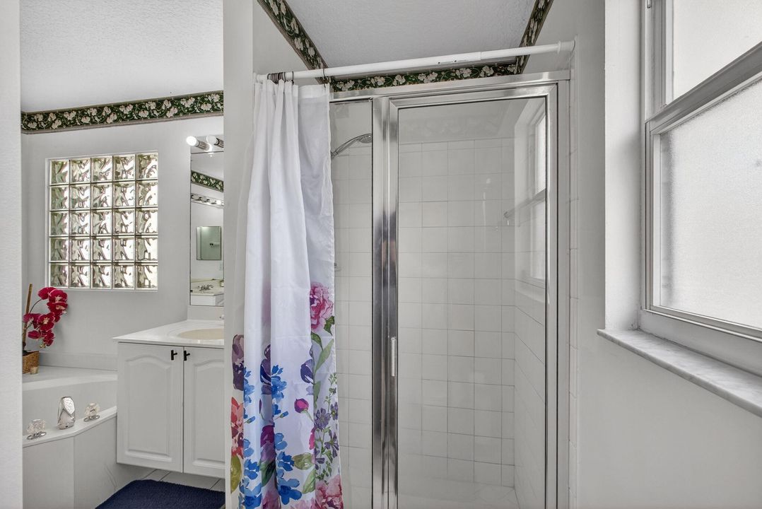 En Venta: $449,900 (3 camas, 2 baños, 1580 Pies cuadrados)