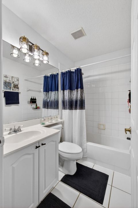 En Venta: $449,900 (3 camas, 2 baños, 1580 Pies cuadrados)