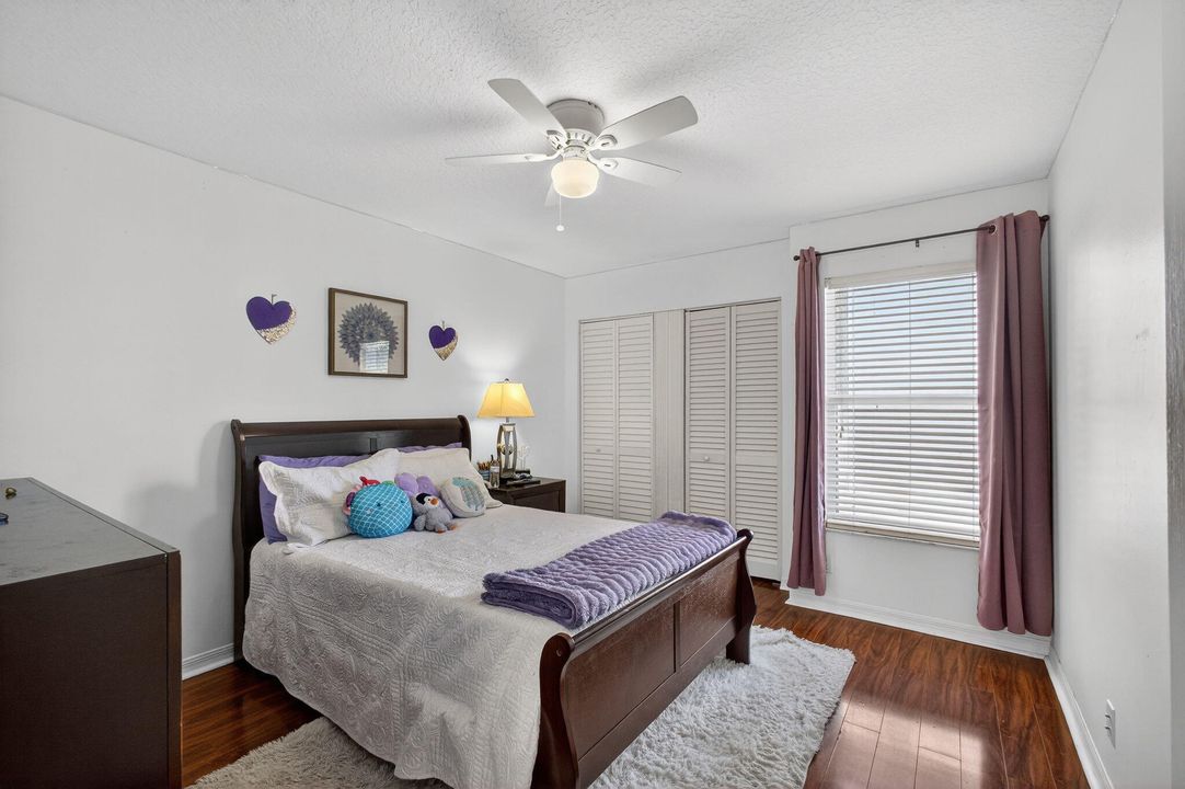 En Venta: $449,900 (3 camas, 2 baños, 1580 Pies cuadrados)