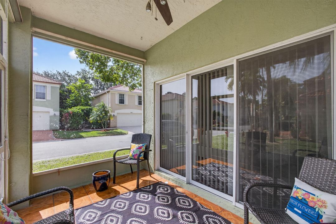 En Venta: $449,900 (3 camas, 2 baños, 1580 Pies cuadrados)