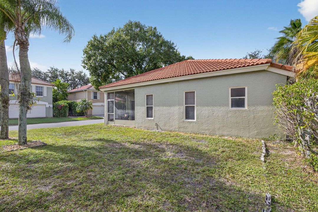 En Venta: $449,900 (3 camas, 2 baños, 1580 Pies cuadrados)