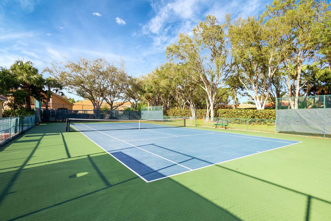 En Venta: $449,900 (3 camas, 2 baños, 1580 Pies cuadrados)