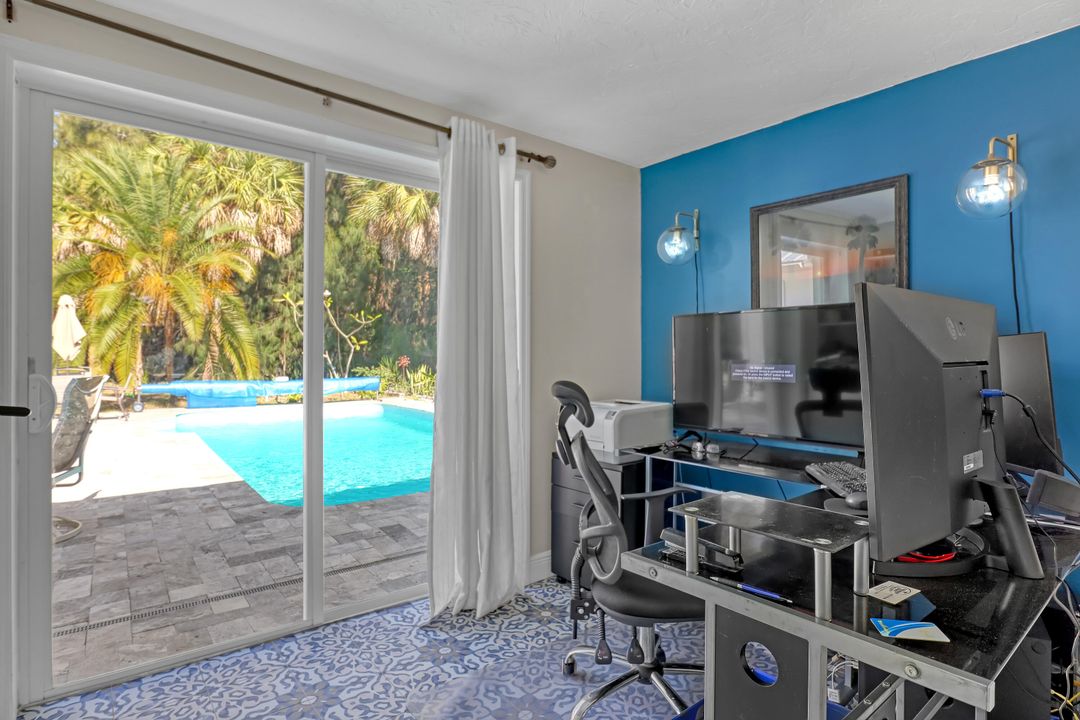 For Sale: $375,000 (2 beds, 2 baths, 1161 Square Feet)