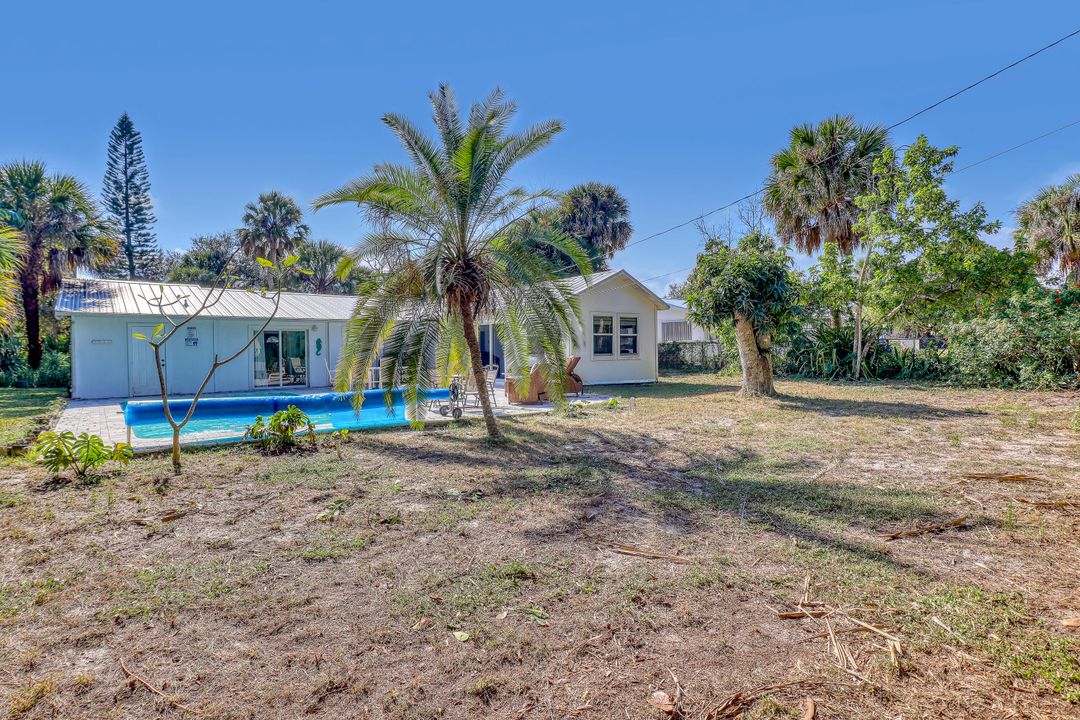 For Sale: $375,000 (2 beds, 2 baths, 1161 Square Feet)