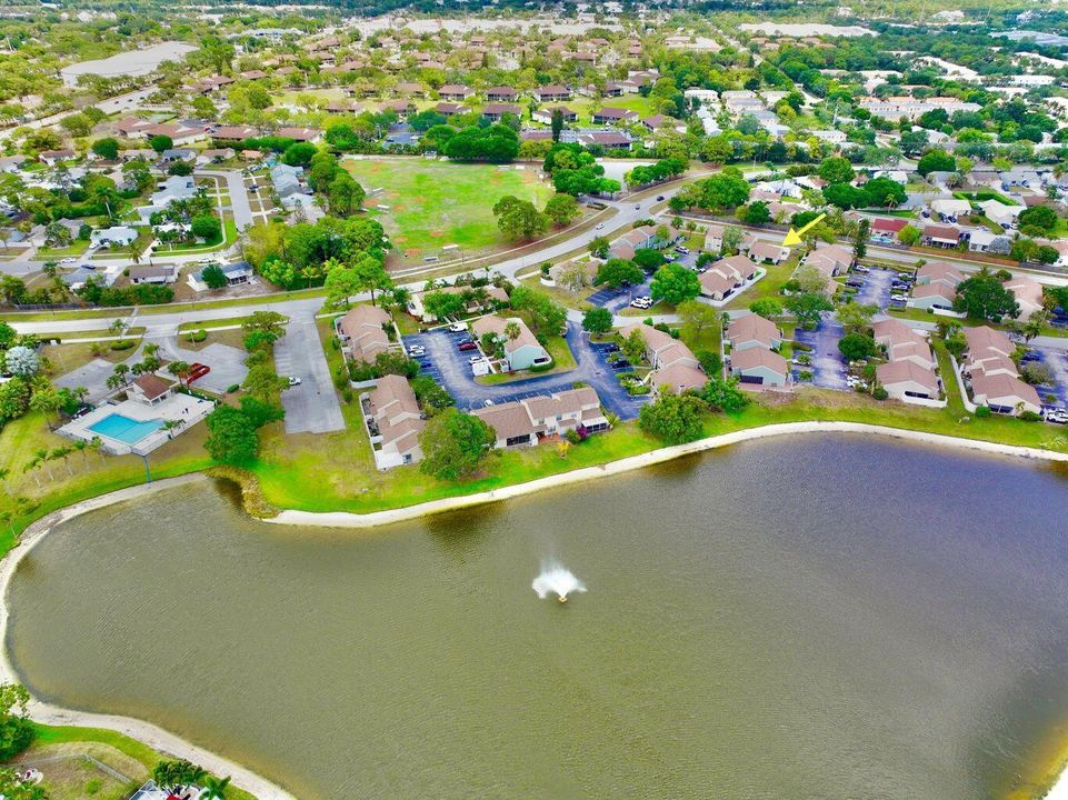 For Rent: $2,400 (2 beds, 2 baths, 1092 Square Feet)