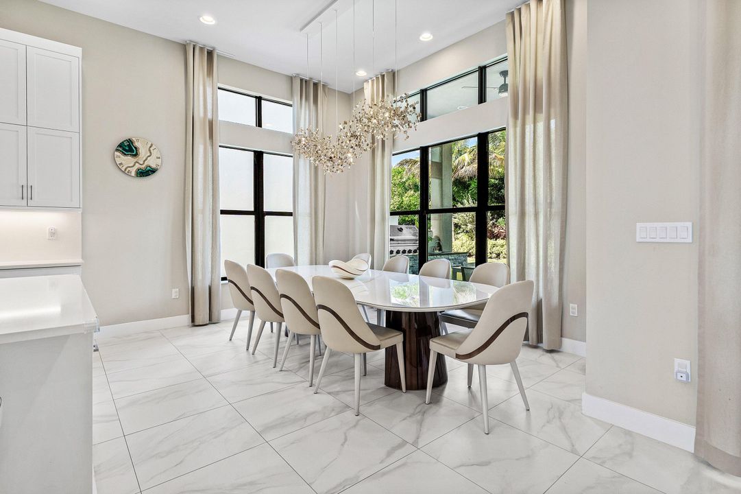 For Sale: $2,250,000 (4 beds, 4 baths, 3092 Square Feet)