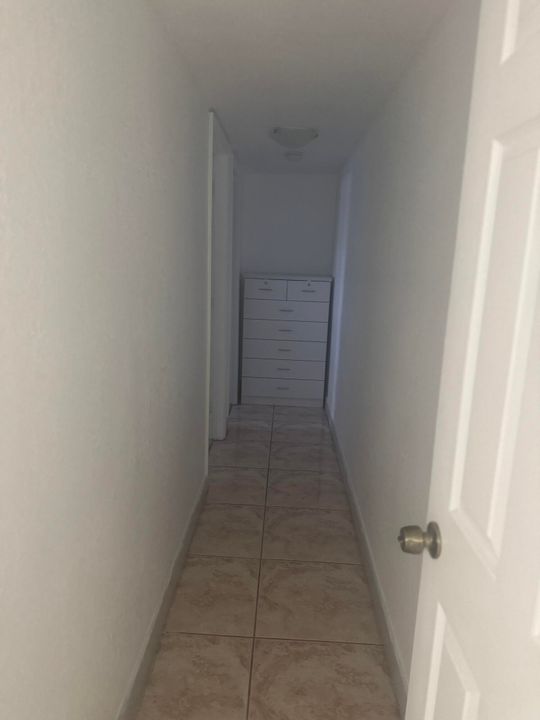 出租: $1,500 (2 贝兹, 1 浴室, 800 平方英尺)