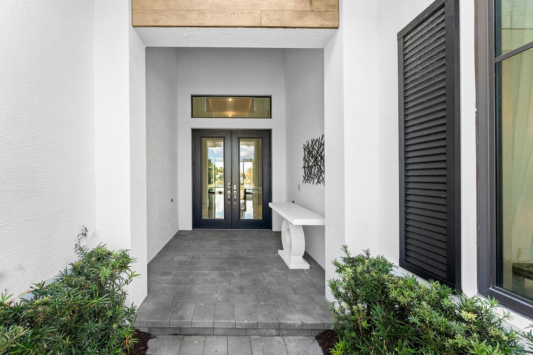 На продажу: $2,990,000 (3 спален, 3 ванн, 3915 Квадратных фут)