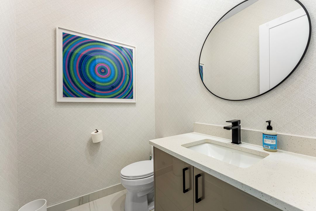 На продажу: $2,990,000 (3 спален, 3 ванн, 3915 Квадратных фут)