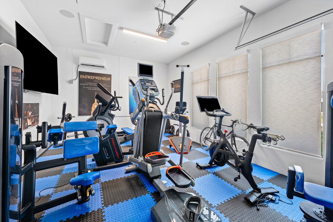 На продажу: $2,990,000 (3 спален, 3 ванн, 3915 Квадратных фут)